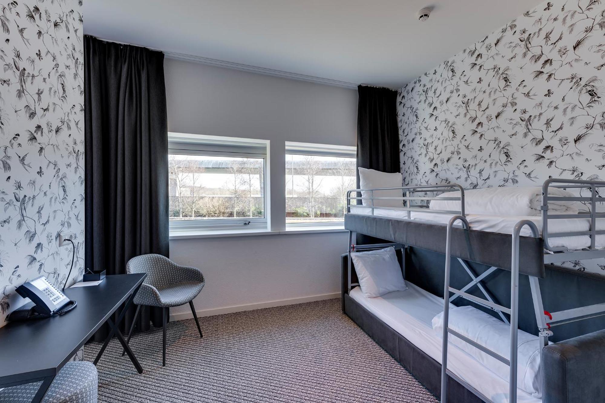 Hotel Ibis Styles Amsterdam Airport Amsterdam Airport Schiphol Esterno foto