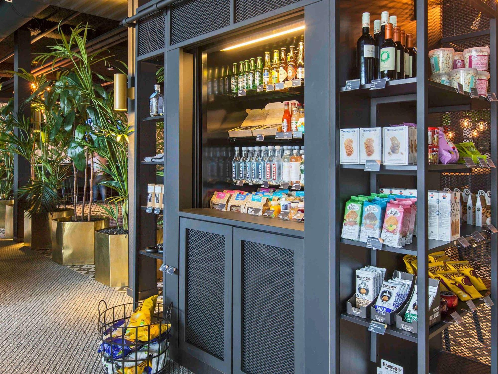 Hotel Ibis Styles Amsterdam Airport Amsterdam Airport Schiphol Esterno foto